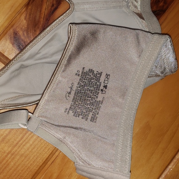 Glamorise & platex 18 hour bras - Picture 15 of 15